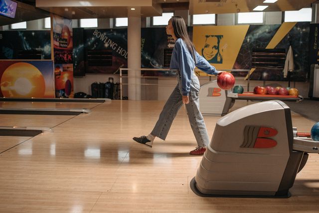 hráčka bowlingu